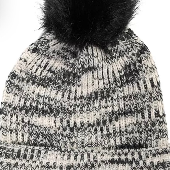 𝅺STYLE & Co. Black & Neutral Stocking Hat-NWT - Picture 4 of 4